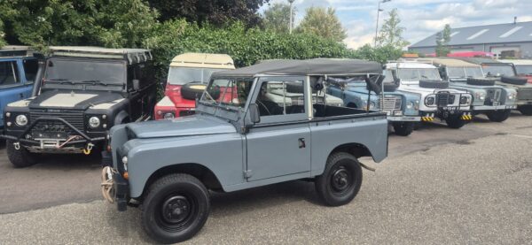 Landrover 88 benzine 1974