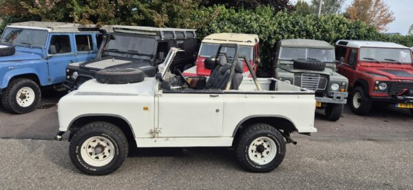 20261002_110216 Landrover 88 Series IIa 1961 STUURBEKRACHTIGING