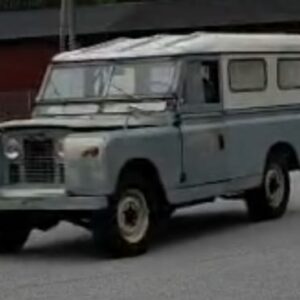 Landrover 109 benzine 1968 1e lak!