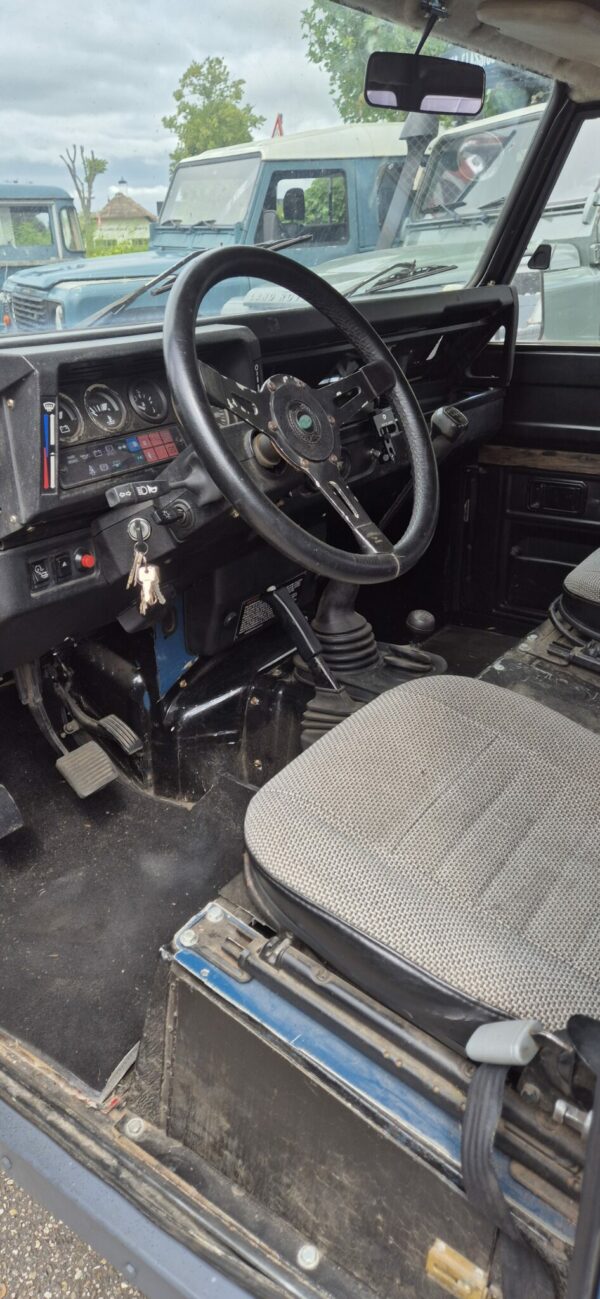 20250628_114515 Landrover One Ten V8 1983