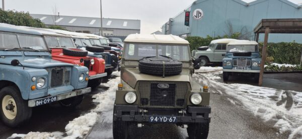 20260109_123350 Landrover 88 Light Weight 1975
