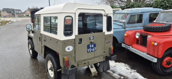 20260109_123408 Landrover 88 Light Weight 1975