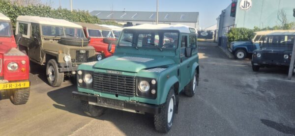 Landrover Defender 90 2.5 Turbo Diesel VERKOCHT