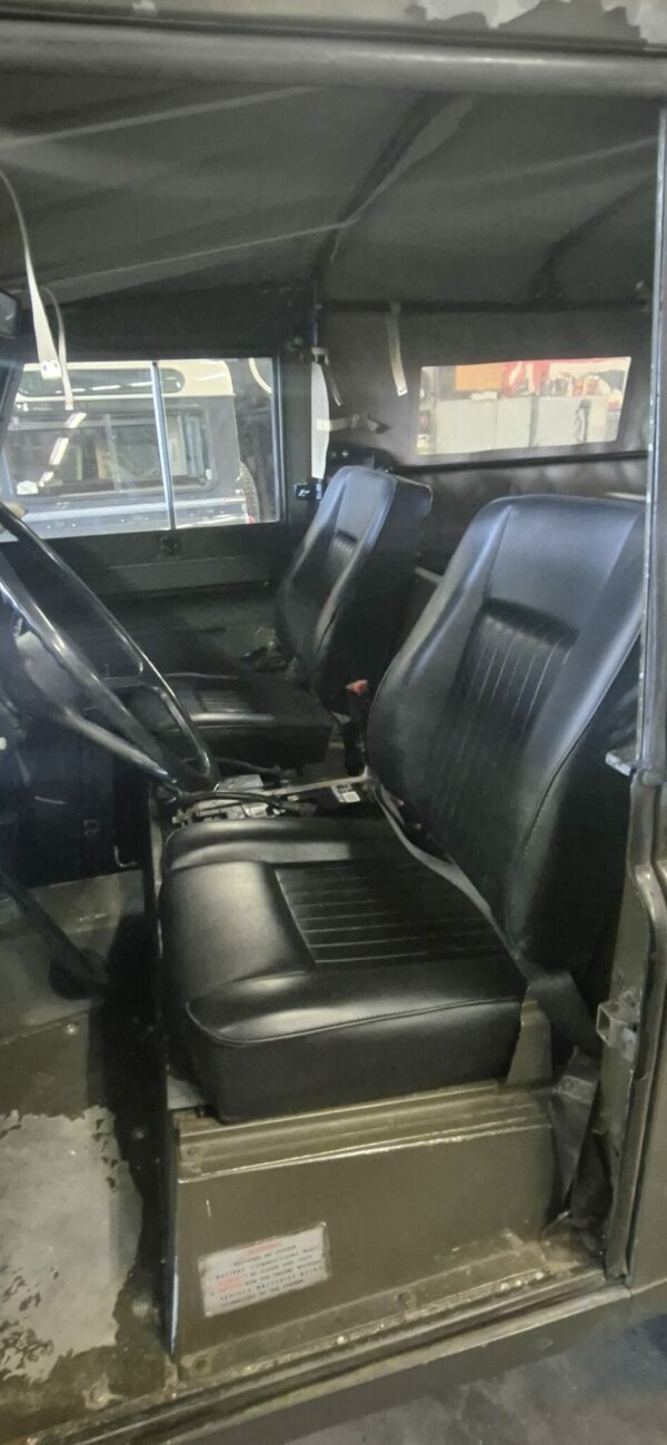 Landrover 88 benzine 1975 VERKOCHT