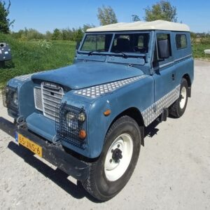 Landrover 88 Series III benzine