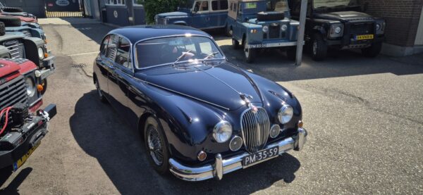 Jaguar MKII 3.8