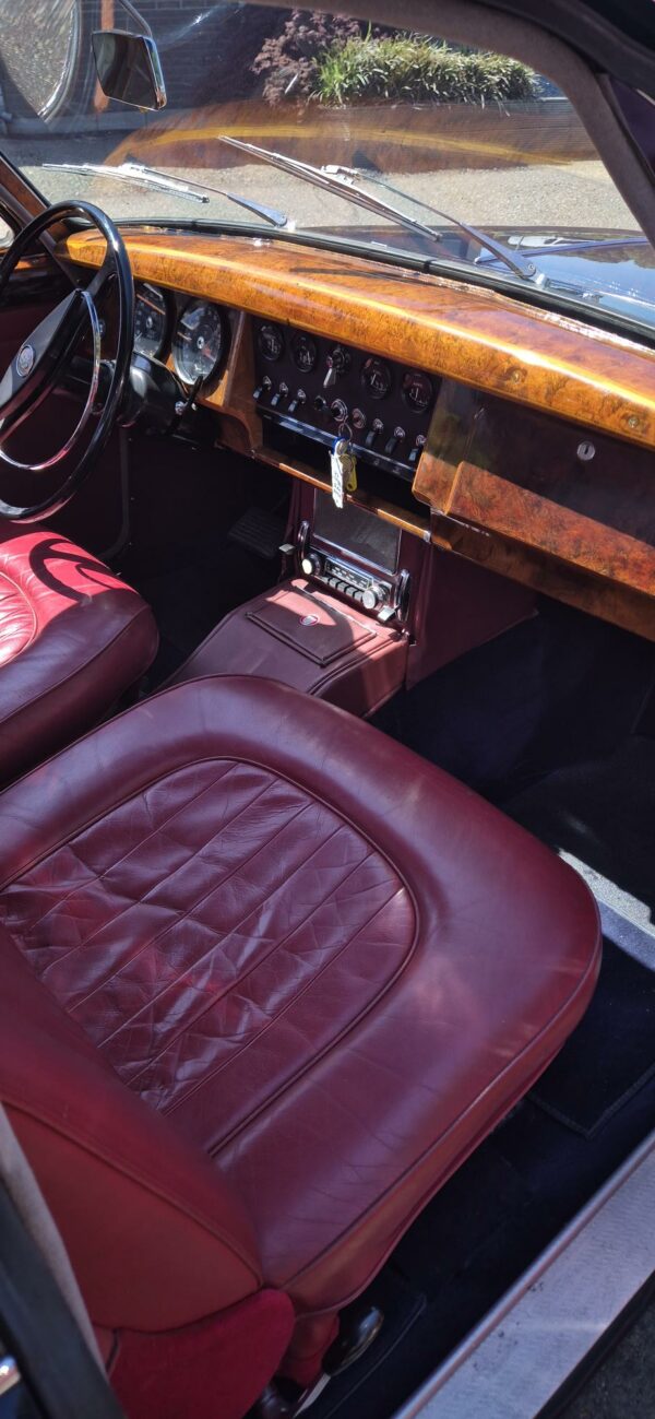 Jaguar MKII 3.8