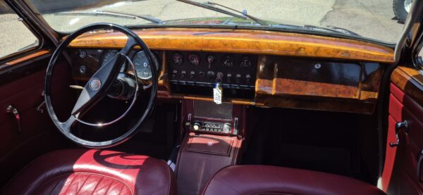 Jaguar MKII 3.8