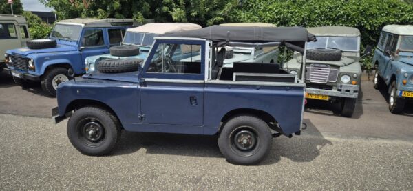 20260717_150801 Landrover 88 met 200TDi en overdrive