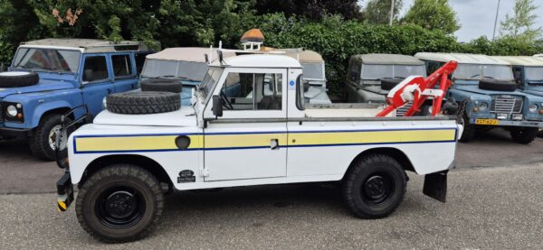 20260718_114743 Landrover 109 originele "tow truck" met 300TDi