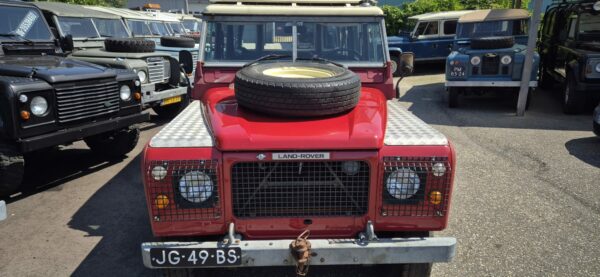 Landrover Stage One V8