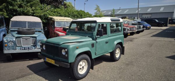 Landrover 90 TD (bijna) WB vrij en milieuzone vrij