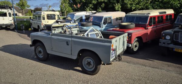 Landrover 88 Series IIa benzine 1964 VERKOCHT