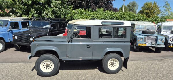 Landrover 90 met 3.5 V8 17.000KM !! 1985