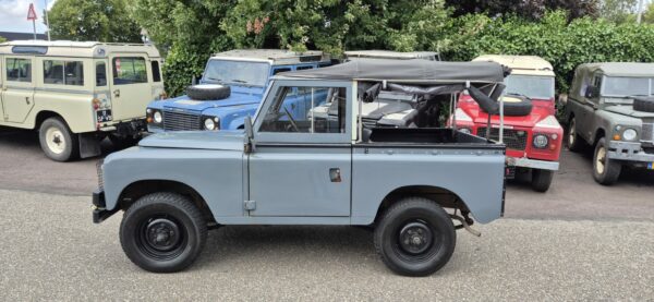 Landrover 88 benzine 1974