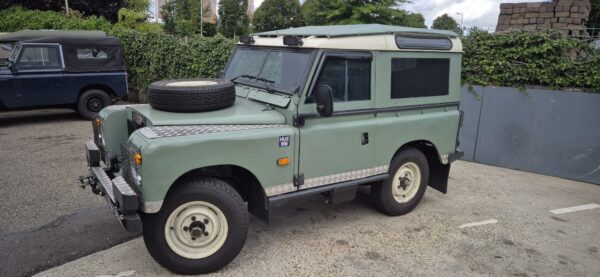 20260820_124306 Landrover 88 benzine series II 1972