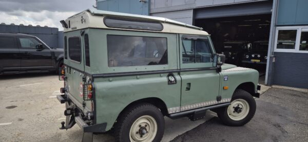 20260820_124333 Landrover 88 benzine series II 1972