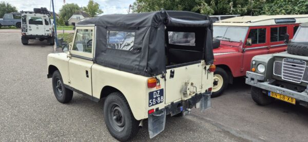 88 Series II met 200TDi & STUURBEKRACHTIGING