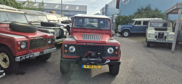Landrover 90 2.5 benzine 1985