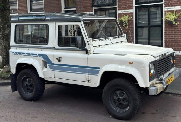 Landrover 90 2.5 benzine 1986