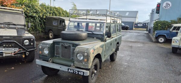 Landrover 109 Stawag 5 drs benzine 1969